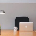 Beleuchtung am Arbeitsplatz: Ein entscheidender Faktor für Produktivität und Gesundheit